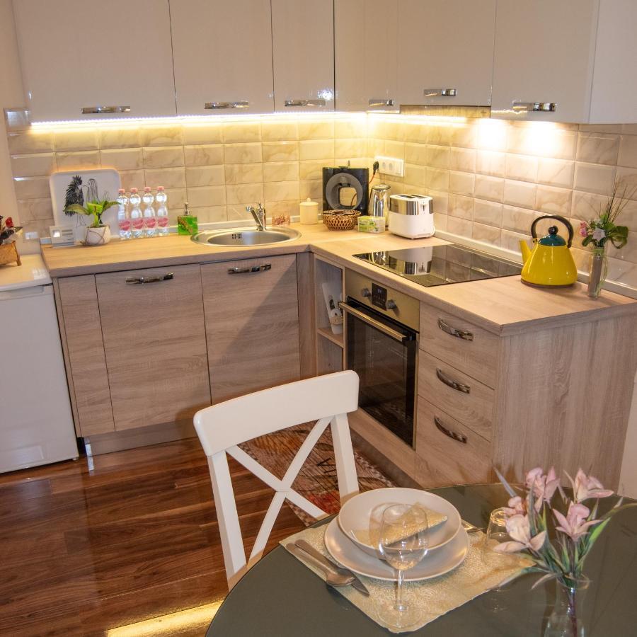 Broadway City Center, Fully Equipped, 4 Person بودابست المظهر الخارجي الصورة